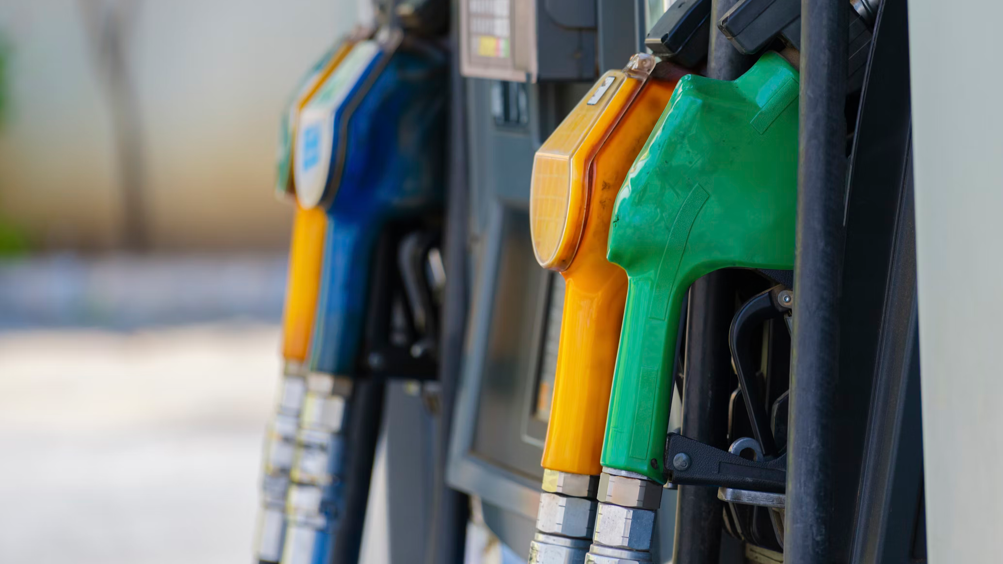 Fleet Fuel Control: Complete Guide to Reducing Costs